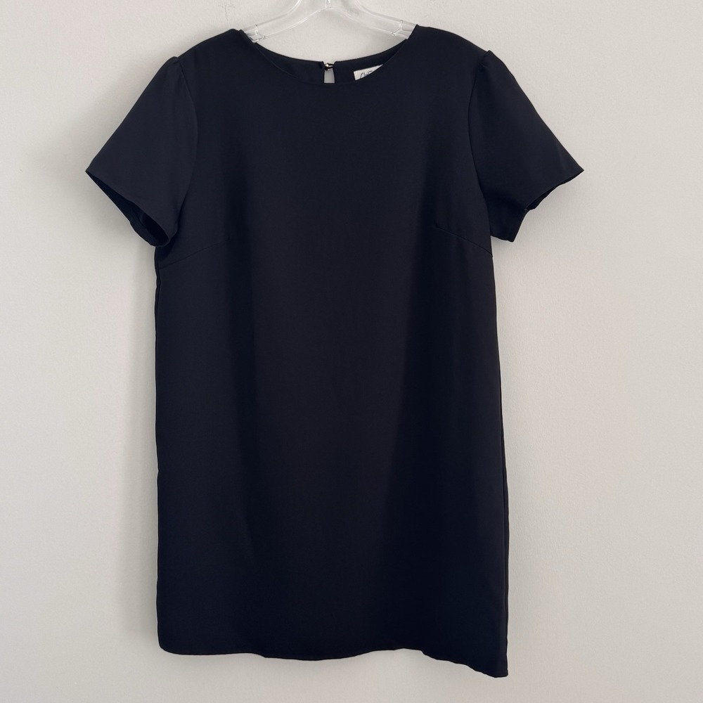 She + Sky Black Short Sleeve Shift Dress Women's Size L Keyhole Back  Boutique